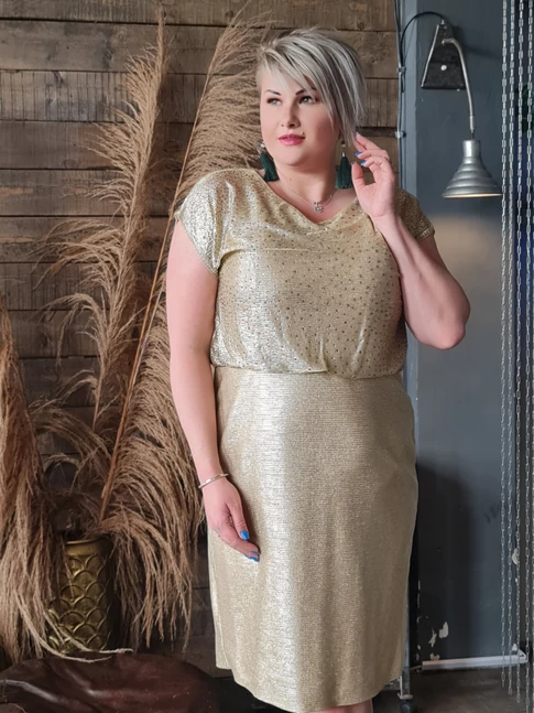 IRISZ RUHA - PLUS SIZE ÖRÖMANYA ÉS ALKALMI RUHA 