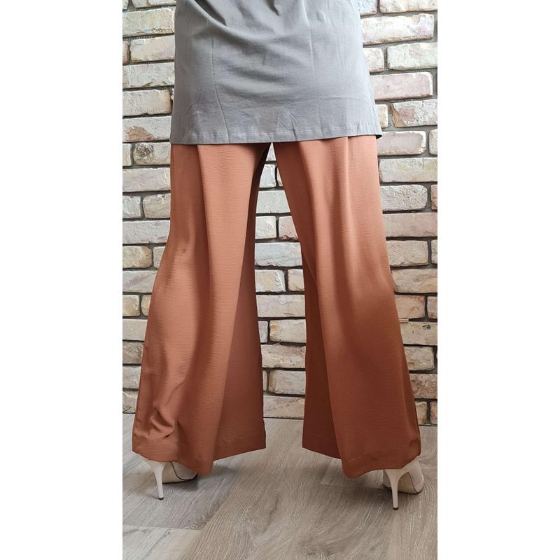 Ajna nadrág - bőszárú barna plus size nadrág